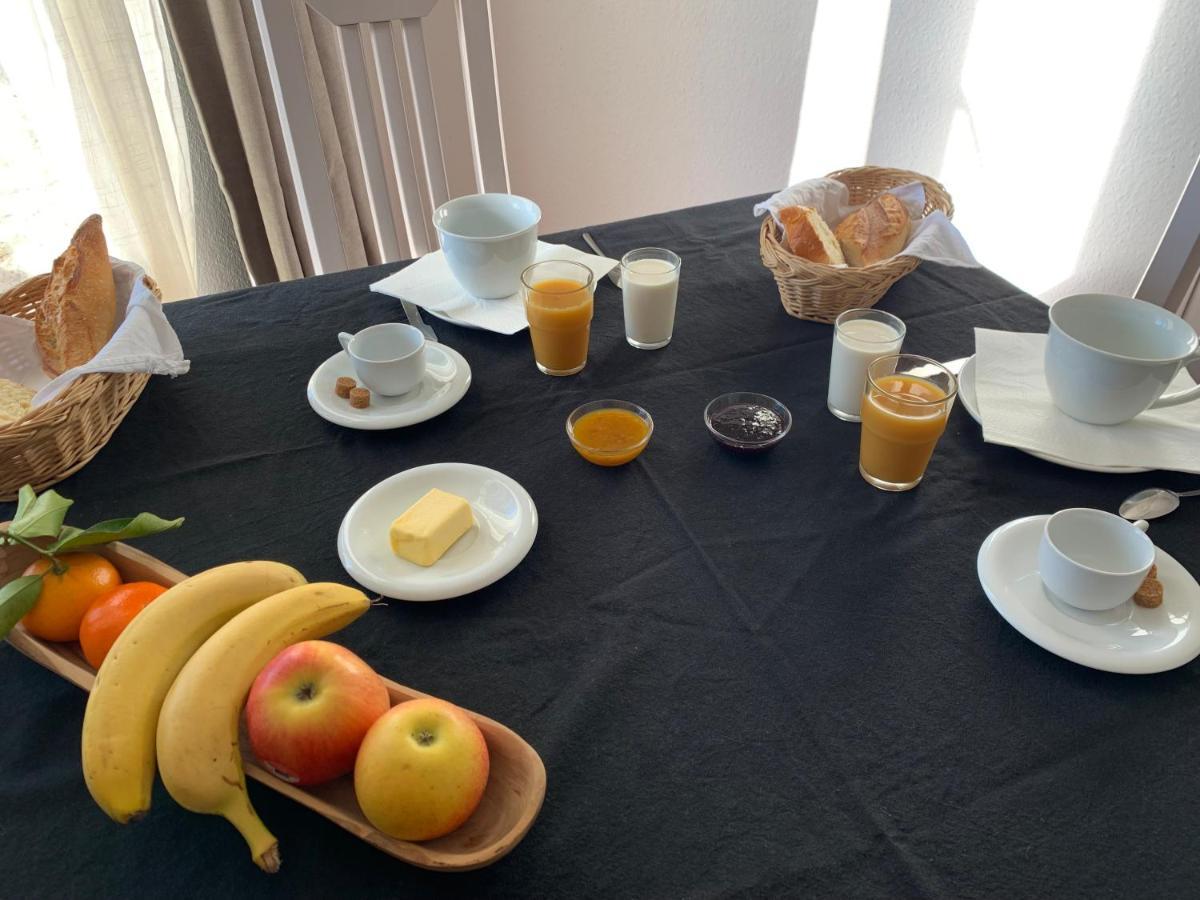 Les Terrasses Des Gardies Bed and Breakfast Pignan Esterno foto