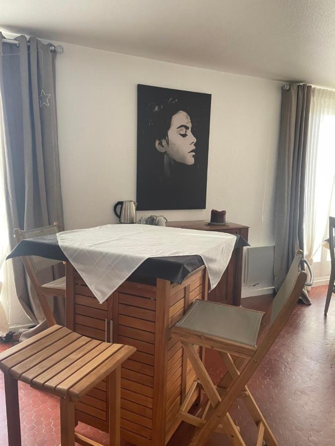 Les Terrasses Des Gardies Bed and Breakfast Pignan Esterno foto