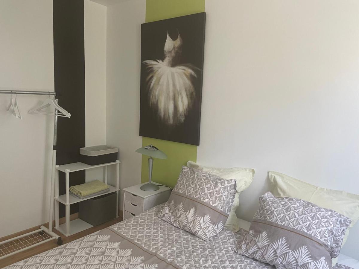 Les Terrasses Des Gardies Bed and Breakfast Pignan Esterno foto